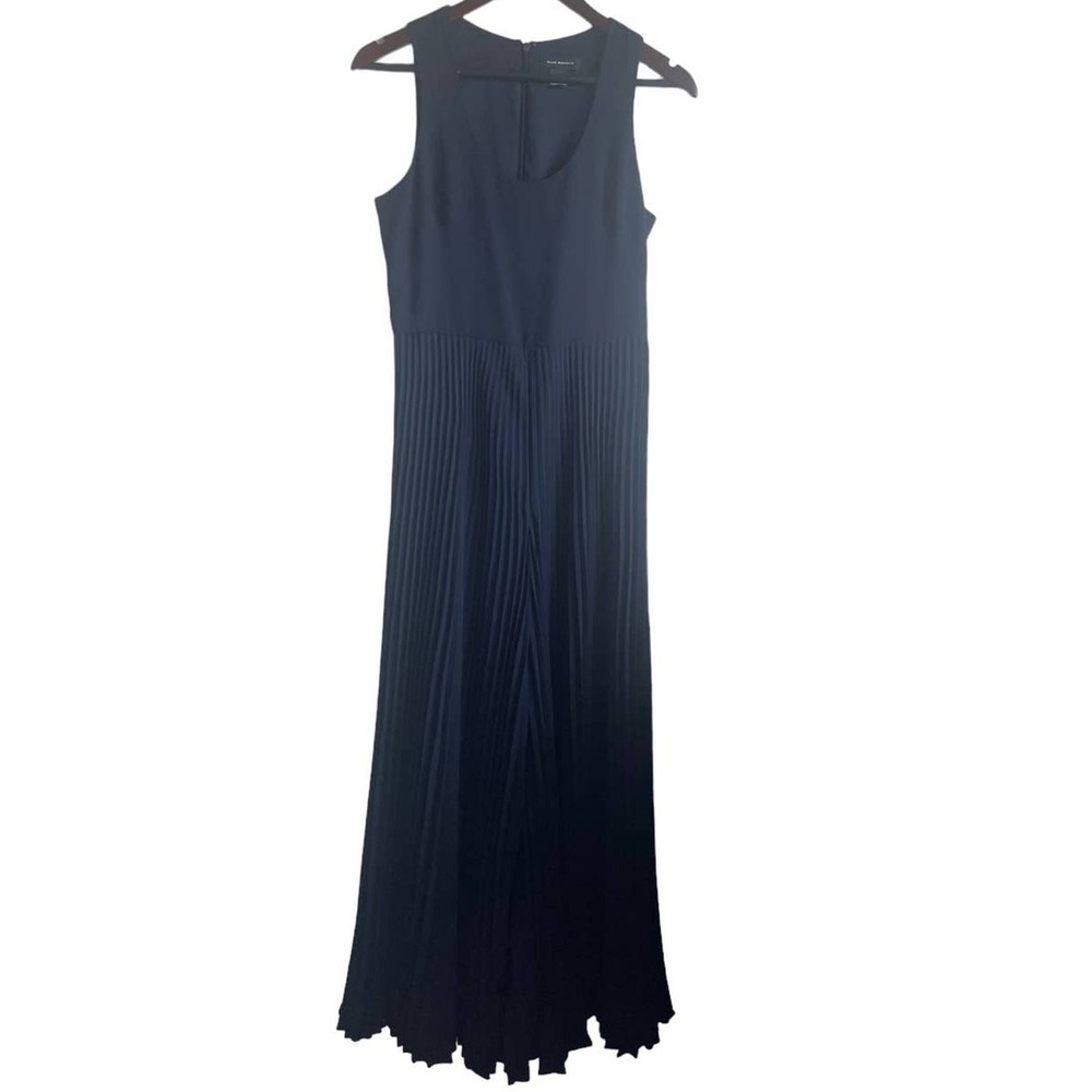 Club Monaco Women Palazzo Pleated Jumpsuit Navy Sleeveless Drop Waist Minimalist